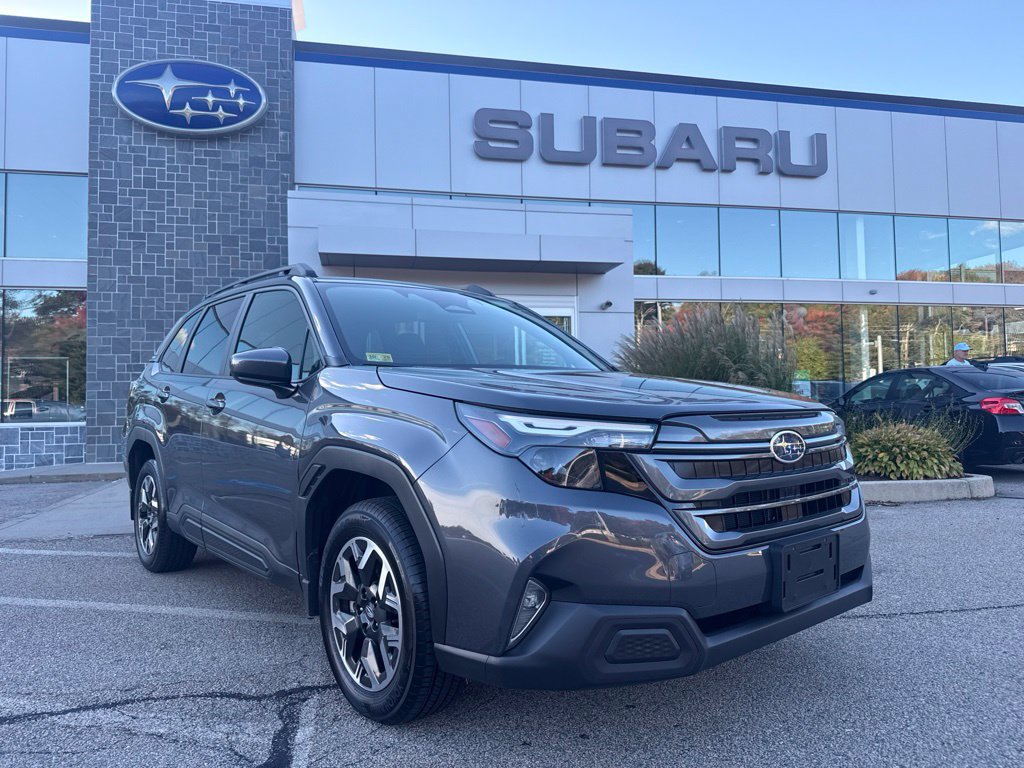 Used 2026 Subaru Forester Premium AWD/4WD image 1