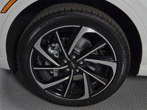 New 2026 Lincoln Corsair Grand Touring image 11