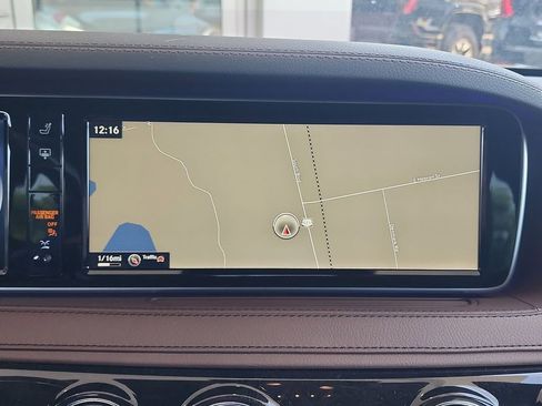 Used 2016 Mercedes-Benz S 550 Sedan image 14