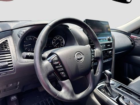 Used 2023 Nissan Armada SV w/ Cargo Package AWD/4WD image 9