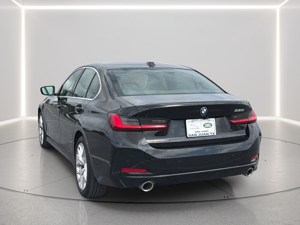 Used 2025 BMW 330i Sedan RWD image 15
