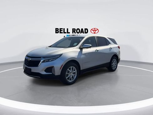 Used 2022 Chevrolet Equinox LT FWD image 4