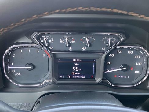 Used 2023 GMC Sierra 2500 AT4 w/ AT4 Preferred Package AWD/4WD image 31