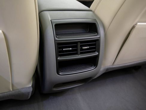 Used 2025 Cadillac XT5 Premium Luxury w/ LPO, Floor Liner Package image 20