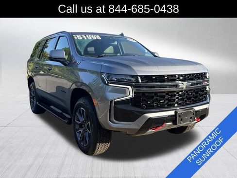 Used 2021 Chevrolet Tahoe Z71 w/ Z71 Signature Package AWD/4WD image 3