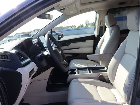 Certified 2026 Honda Odyssey EX-L image 29