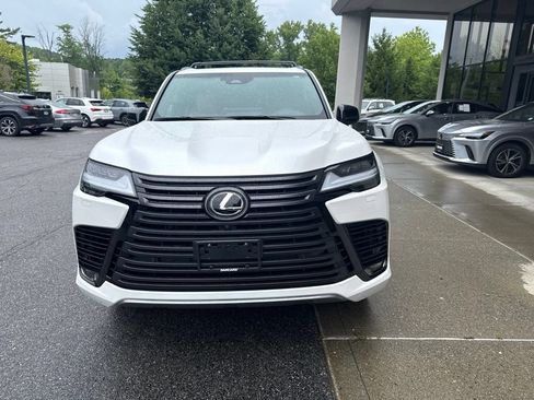 Used 2026 Lexus LX 600 4WD w/ Appearance Package image 2