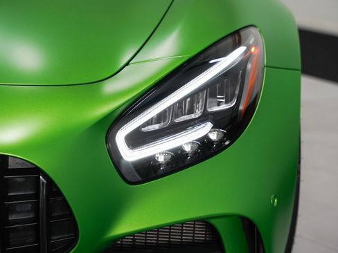 Used 2020 Mercedes-Benz AMG GT R image 16