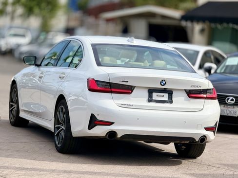 Used 2020 BMW 330i xDrive Sedan w/ Driving Assistance Package AWD/4WD image 7