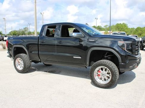 Used 2023 GMC Sierra 1500 Elevation AWD/4WD image 13
