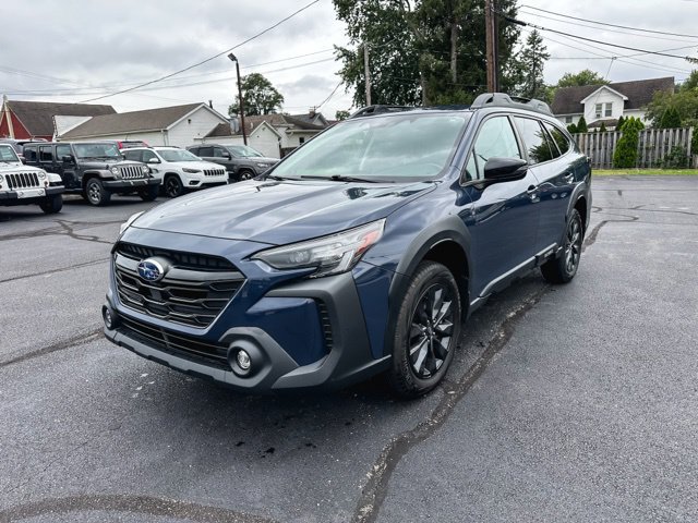 Used 2023 Subaru Outback Onyx Edition AWD/4WD image 3