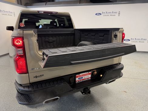 Used 2022 Chevrolet Silverado 1500 Custom Trail Boss image 22