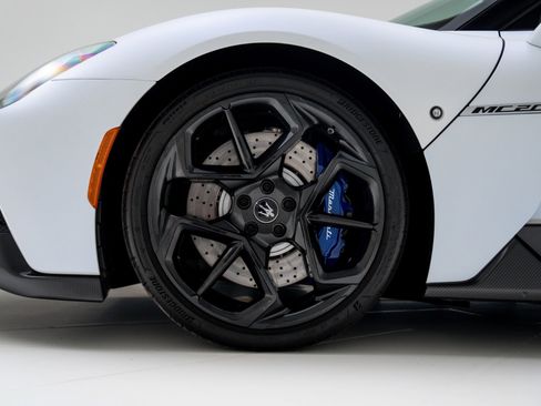 Used 2022 Maserati MC20 Coupe RWD image 9