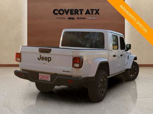 New 2026 Jeep Gladiator Sport AWD/4WD image 5