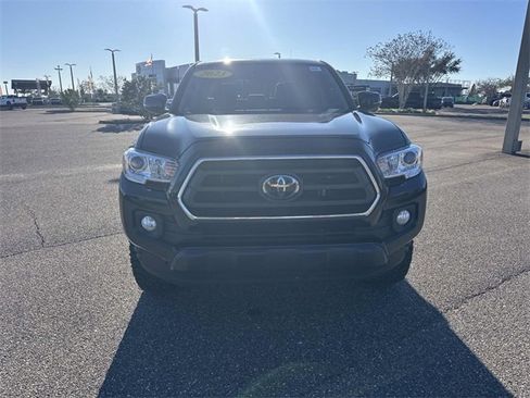 Used 2023 Toyota Tacoma SR5 w/ Technology Package image 9