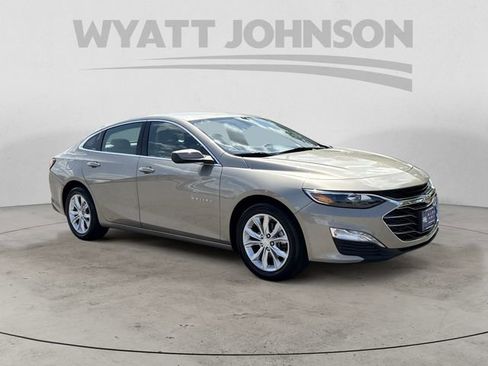 Used 2022 Chevrolet Malibu LT image 8
