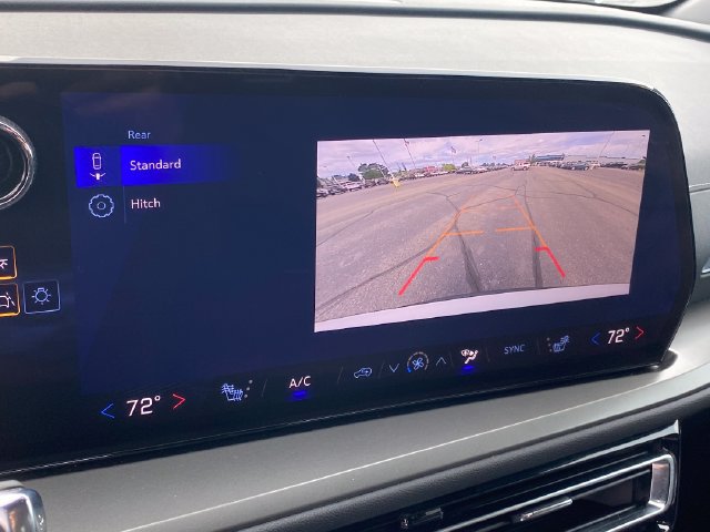 Certified 2025 Chevrolet Traverse LT w/ LPO, Floor Liner Package FWD image 12