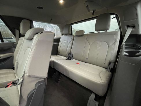 Used 2020 Ford Expedition Limited w/ Equipment Group 301A image 23