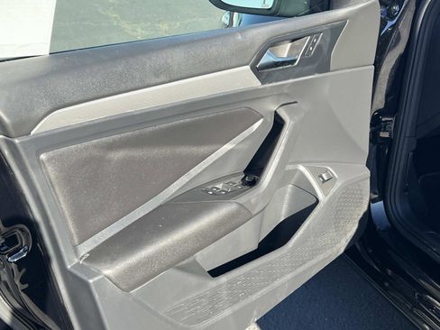 Used 2019 Volkswagen Jetta S w/ Driver Assistance Package image 6