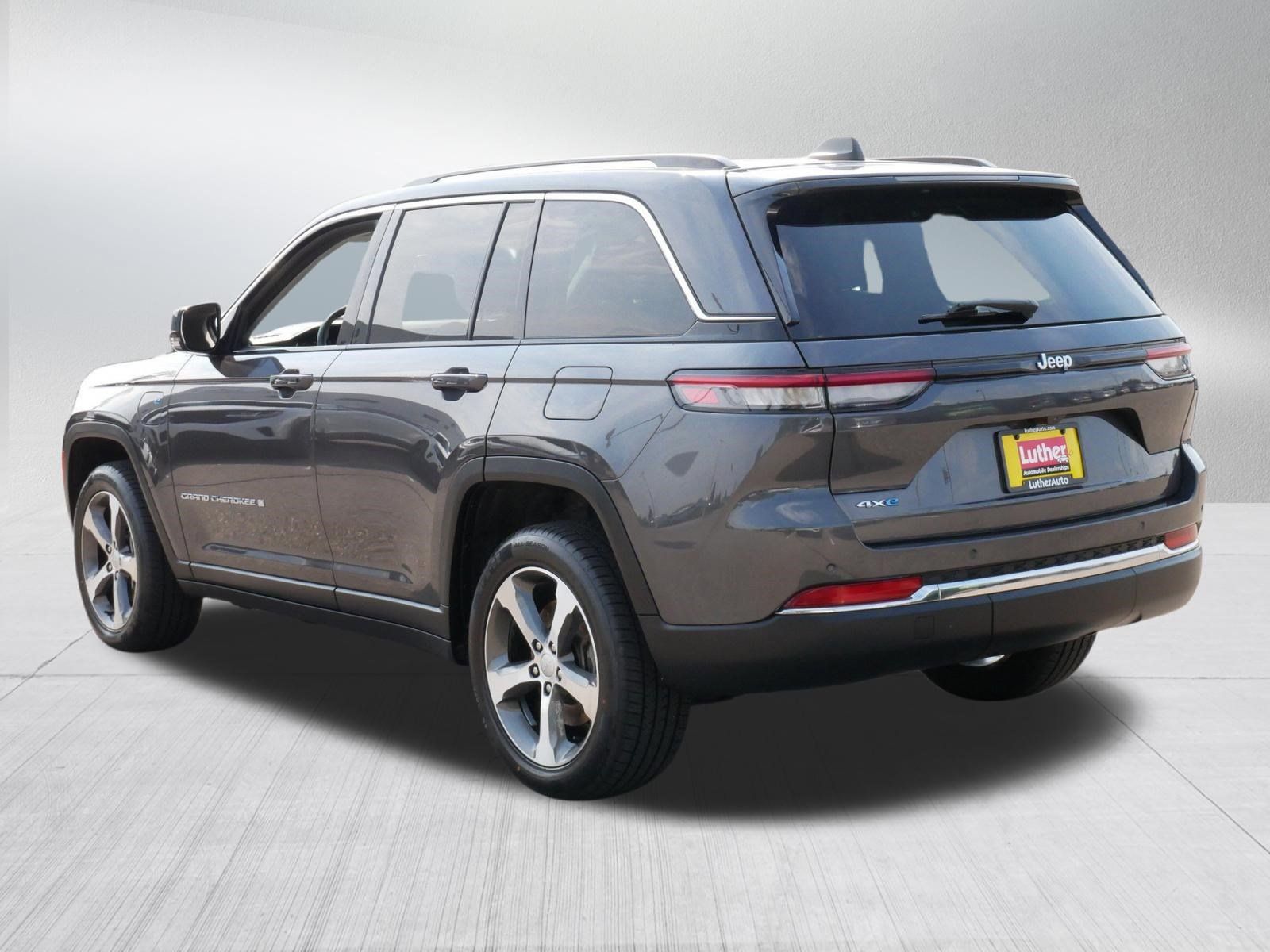 Used 2022 Jeep Grand Cherokee Limited 4xe AWD/4WD image 5