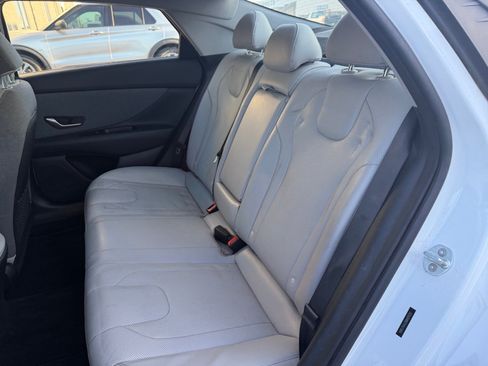 Used 2021 Hyundai Elantra Limited w/ Cargo Package FWD image 26