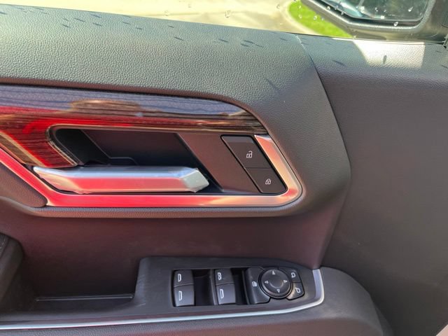 New 2026 Chevrolet Silverado 1500 RST w/ RST All Star Premium Package AWD/4WD image 18