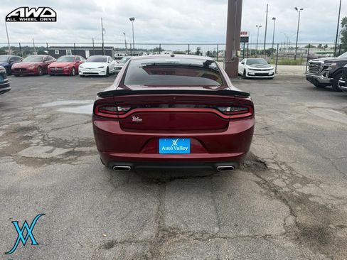 Used 2021 Dodge Charger SXT w/ Blacktop Package RWD image 6