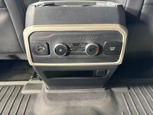 Used 2022 Ford Expedition Max XLT AWD/4WD image 13