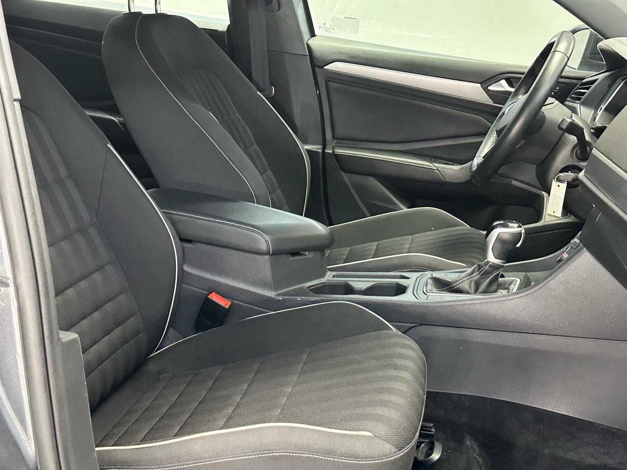 Used 2024 Volkswagen Jetta Sport FWD image 11