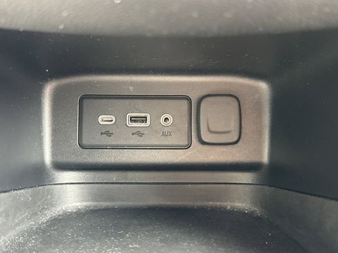 Used 2019 Chevrolet Equinox LT AWD/4WD image 15