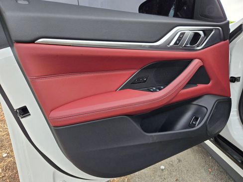 Used 2025 BMW i4 eDrive40 RWD image 13