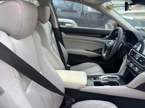 Used 2021 Honda Accord EX image 13