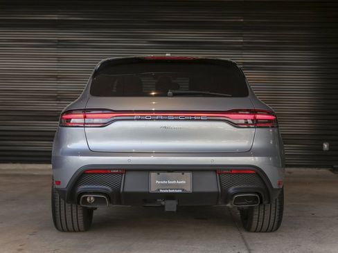 New 2026 Porsche Macan image 6