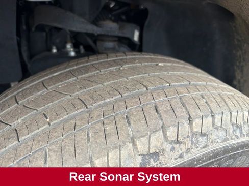 Used 2024 Nissan Frontier SV w/ SV Convenience Package image 35