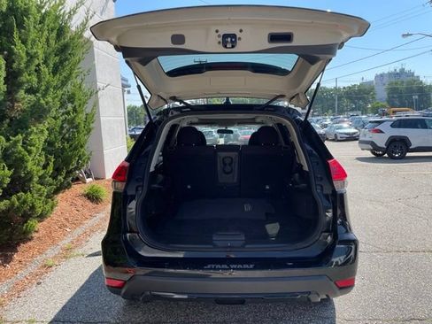 Used 2017 Nissan Rogue SV AWD/4WD image 46