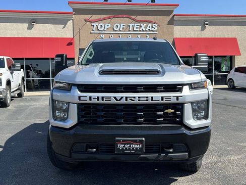 Used 2023 Chevrolet Silverado 2500 Custom w/ Custom Value Package image 15
