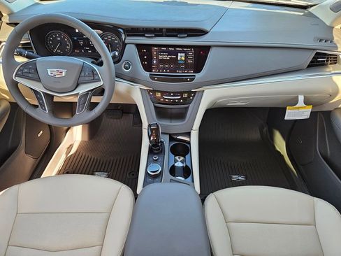 New 2026 Cadillac XT5 Premium Luxury w/ Driver Assist Package image 13