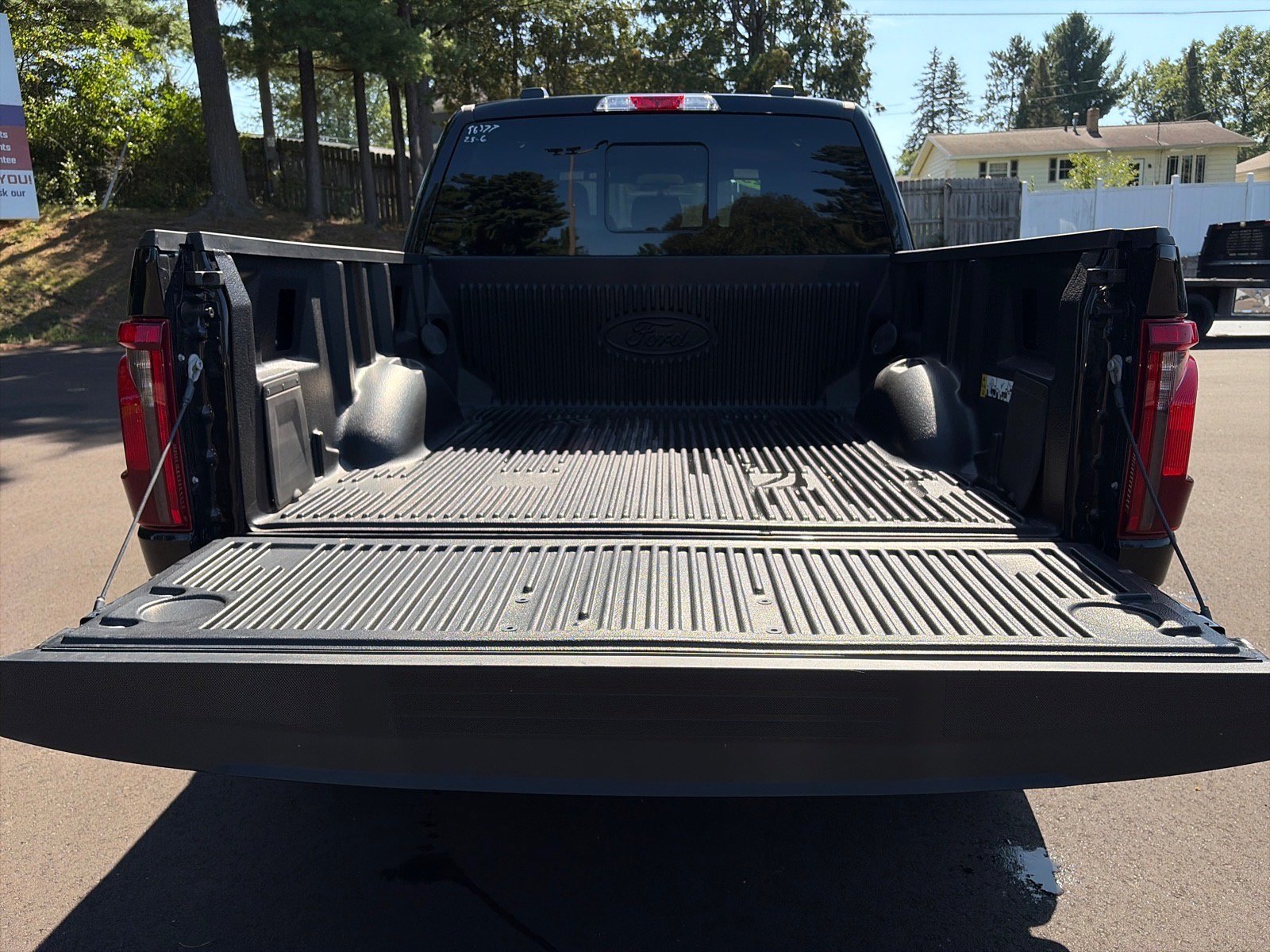 Used 2025 Ford F150 XLT w/ Equipment Group 302A MID AWD/4WD image 8