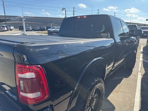 Used 2022 RAM 2500 Laramie image 3