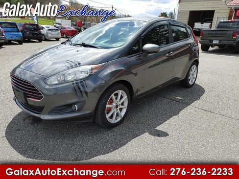 Used 2019 Ford Fiesta SE w/ Equipment Group 201A FWD image 1