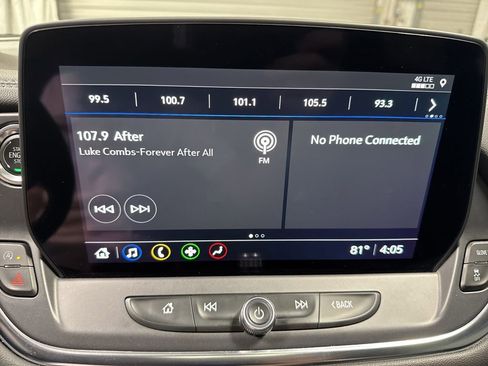 Used 2025 Chevrolet Blazer LT FWD image 22