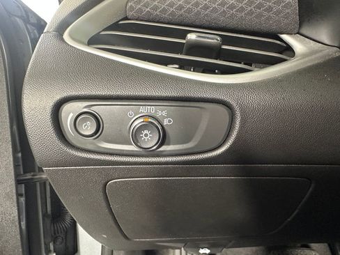 Used 2024 Chevrolet Malibu LT image 24