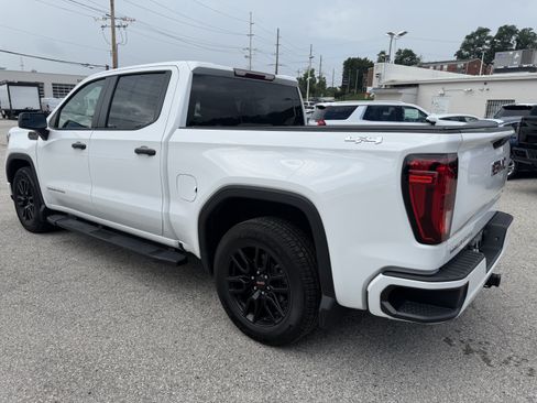 Used 2024 GMC Sierra 1500 Pro w/ Graphite Edition AWD/4WD image 5