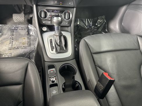 Used 2018 Audi Q3 2.0T Premium AWD/4WD image 22