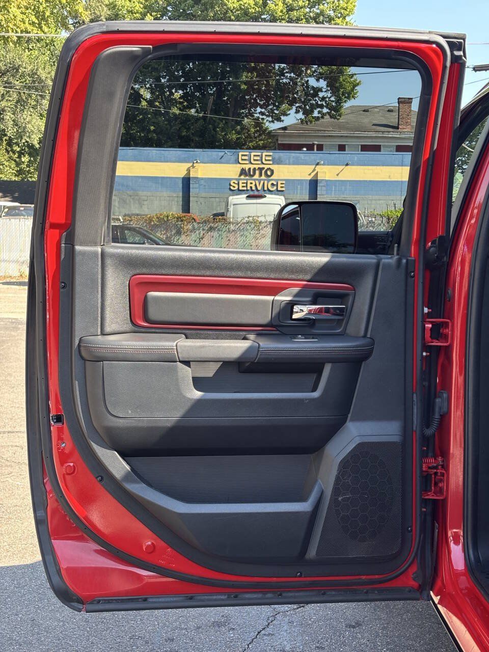 Used 2016 RAM 1500 Rebel w/ Luxury Group AWD/4WD image 10