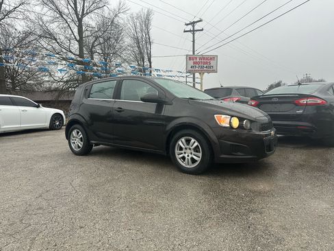 Used 2015 Chevrolet Sonic LT image 3