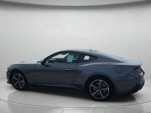 New 2025 Ford Mustang Coupe image 19