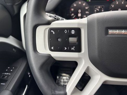 Used 2025 Land Rover Defender 110 S image 27