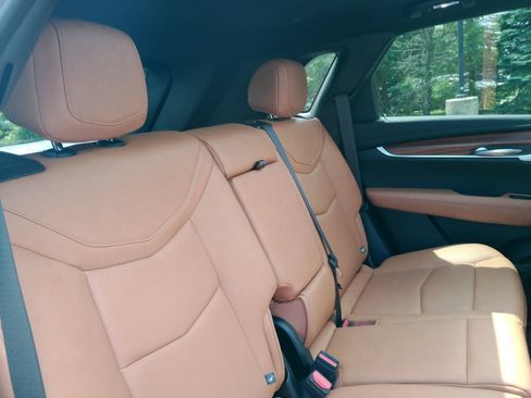 Certified 2024 Cadillac XT5 Premium Luxury AWD/4WD image 20