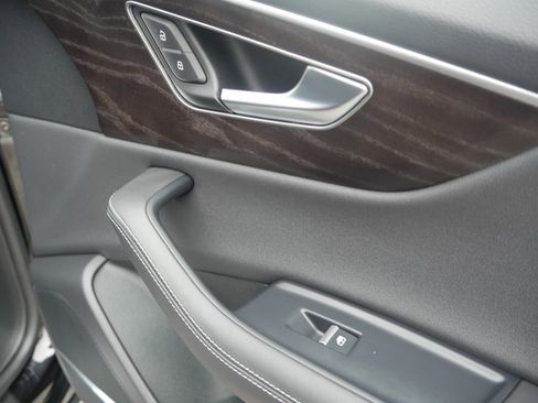 Certified 2023 Audi Q8 Premium Plus w/ Premium Plus Package image 30